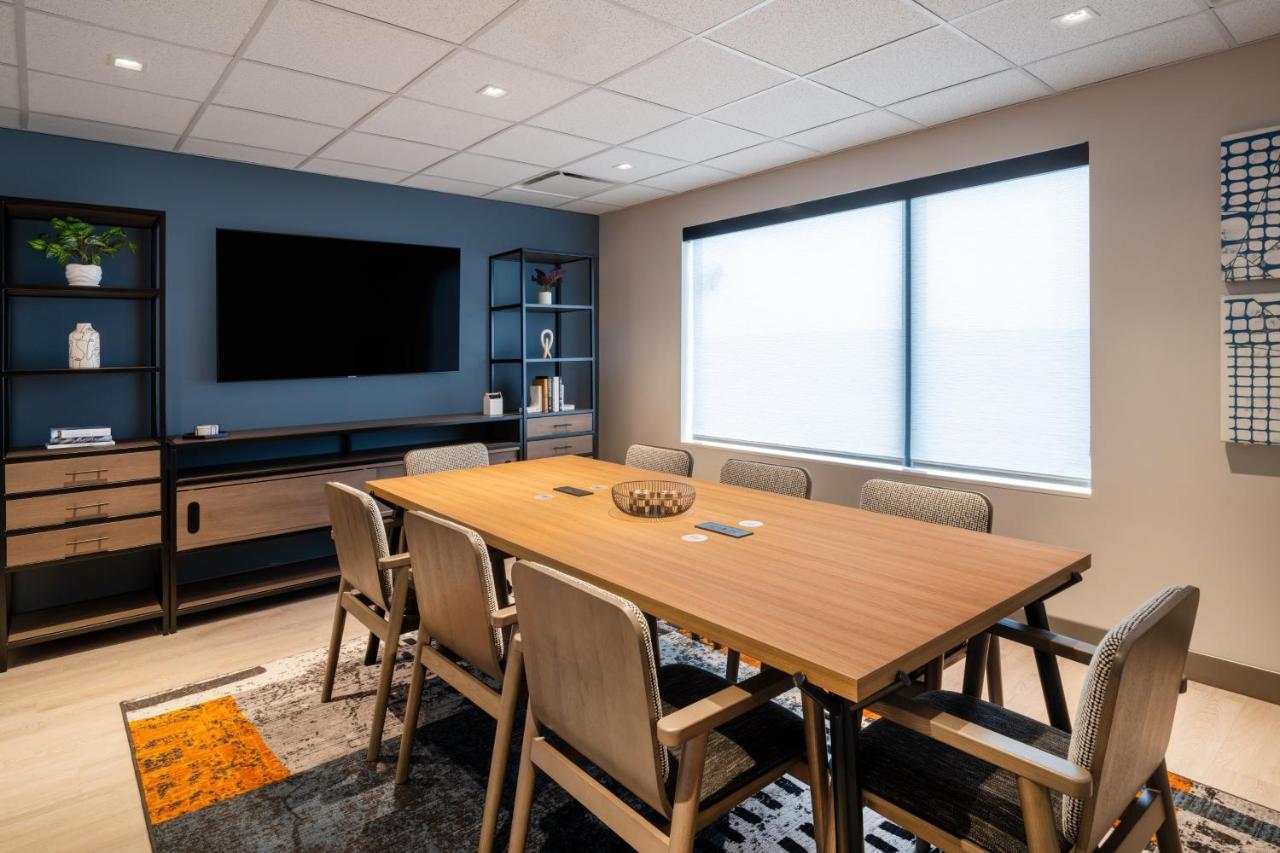 Atwell Suites - Denver Airport Tower Road By Ihg Eksteriør bilde