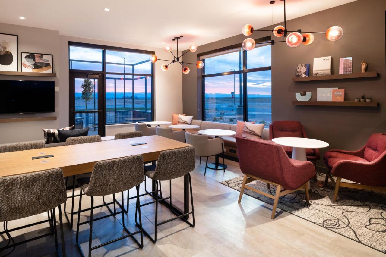 Atwell Suites - Denver Airport Tower Road By Ihg Eksteriør bilde
